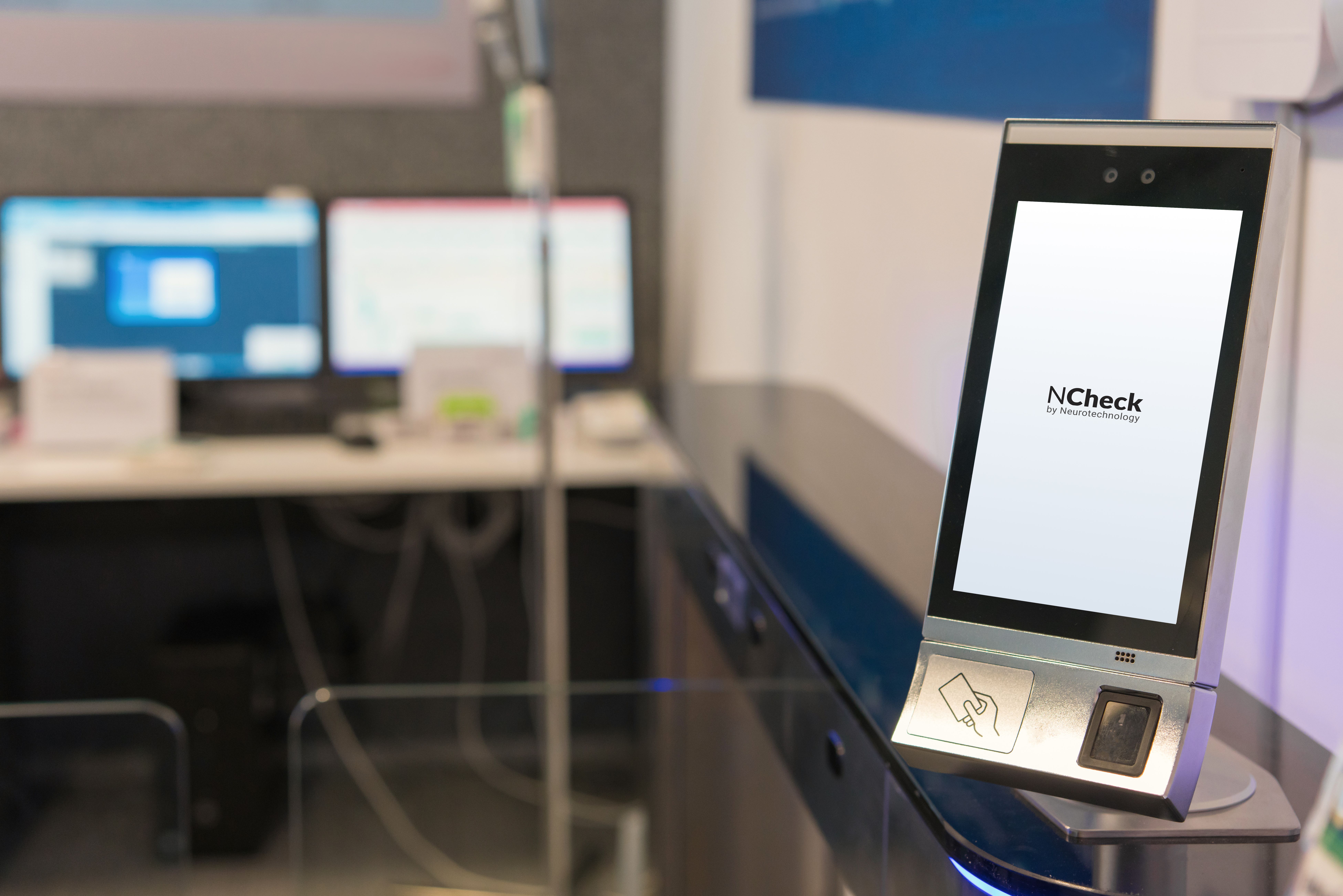 ncheck biometric attendance in laboratory